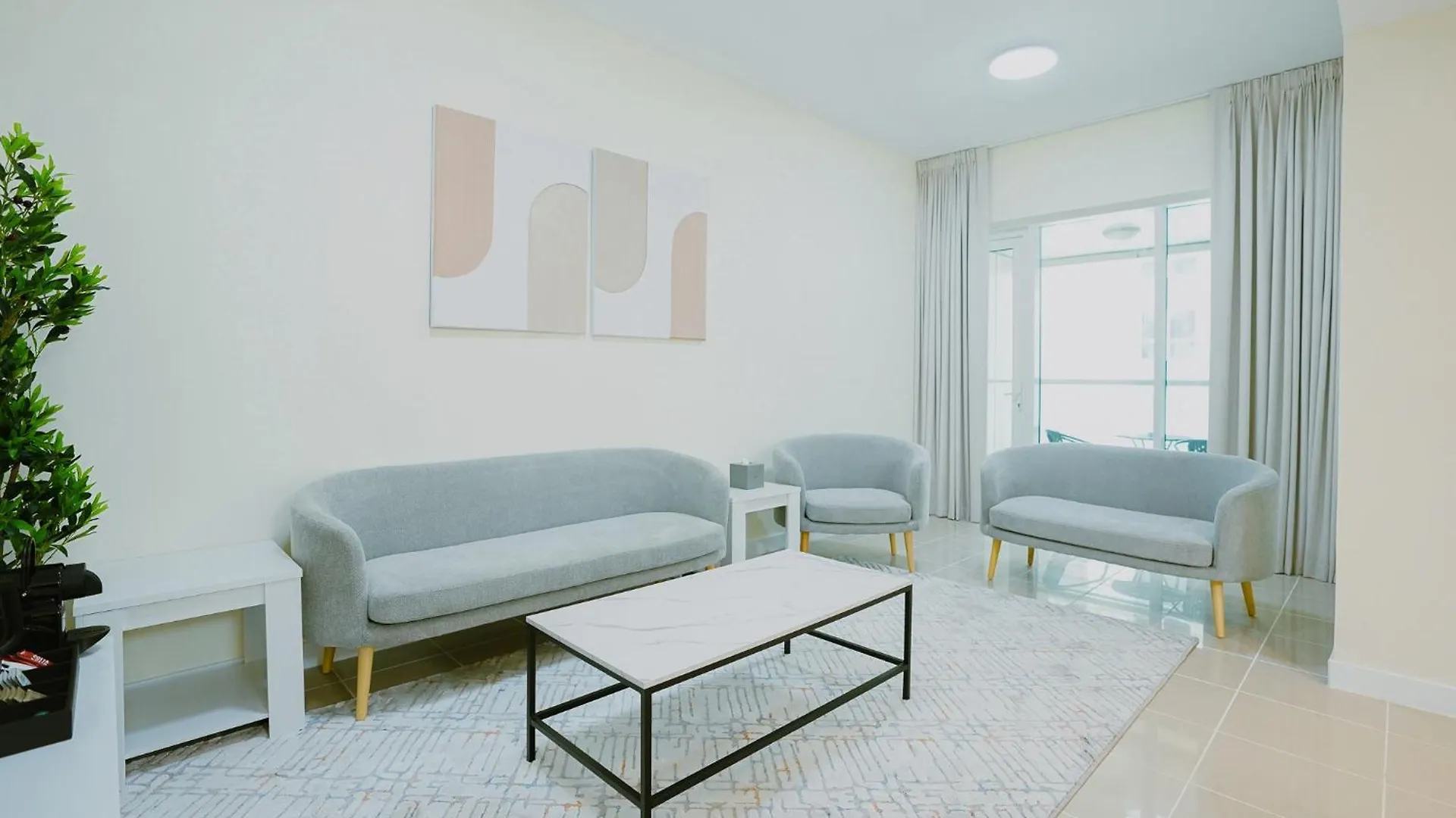 Citihome - Contemporary 1Br With Dubai Marina Glimpse 0*,  United Arab Emirates